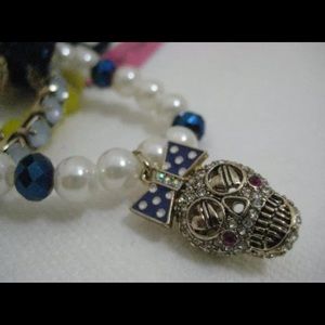 Betsey Johnson Skull & Bow Stretch Bracelet Set